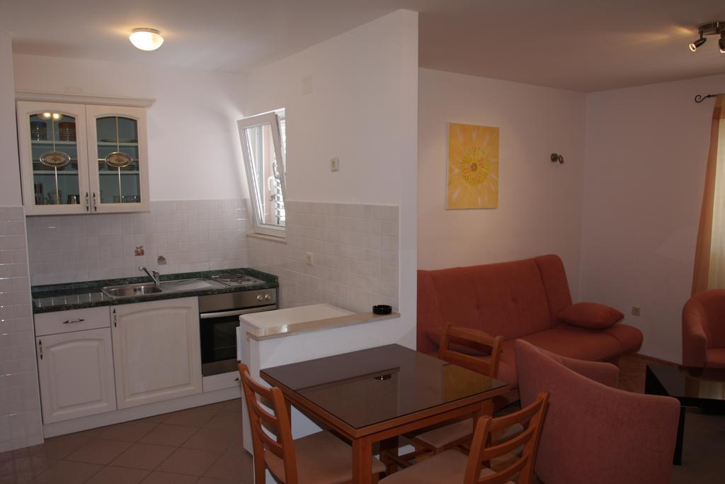 Apartments Ante Макарска Номер фото